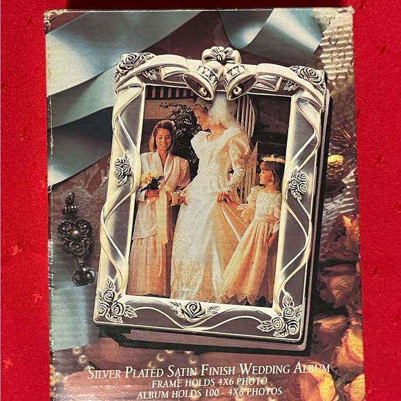 Godinger Silver Art, Silver plated satin finish wedding album - Picture 7 of 8